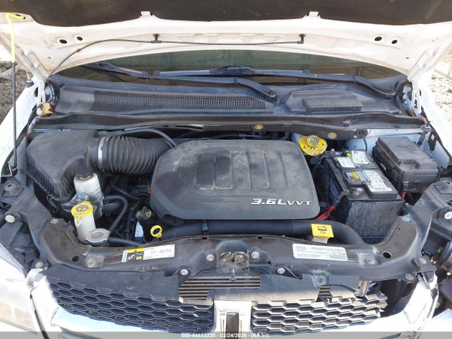 44683230 :رقم المزاد ، 2C4RDGCG1JR324661 vin ، 2018 Dodge Grand Caravan Sxt مزاد بيع