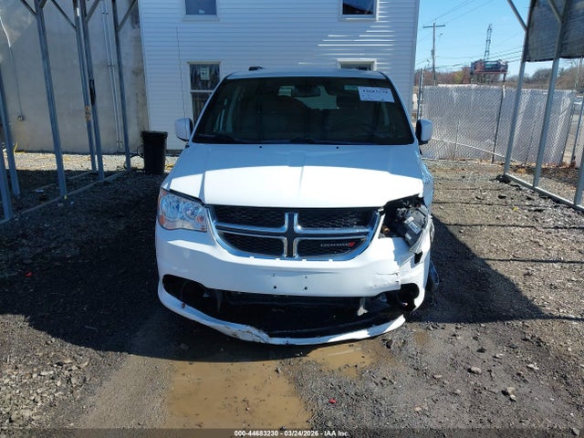 44683230 :رقم المزاد ، 2C4RDGCG1JR324661 vin ، 2018 Dodge Grand Caravan Sxt مزاد بيع