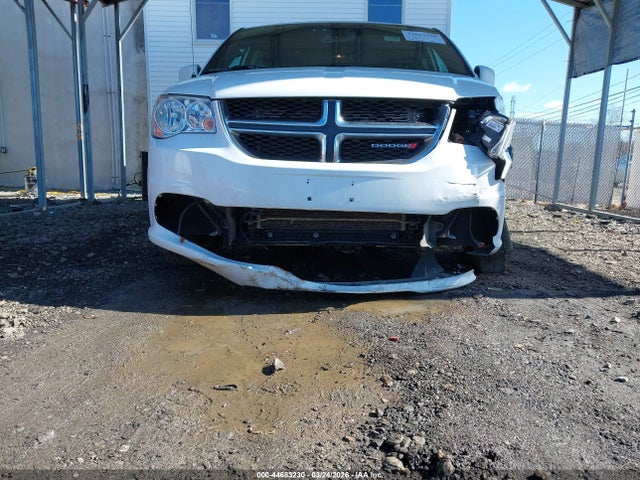 44683230 :رقم المزاد ، 2C4RDGCG1JR324661 vin ، 2018 Dodge Grand Caravan Sxt مزاد بيع