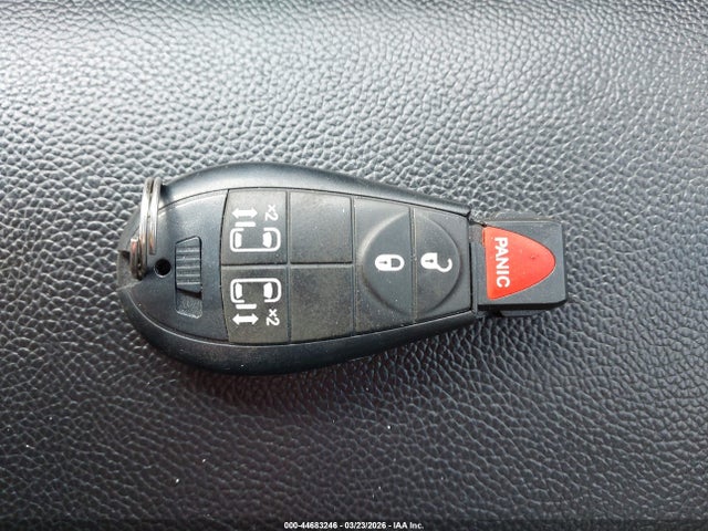 2014 Chrysler Town & Country S მანქანა იყიდება აუქციონზე, vin: 2C4RC1HG8ER174496, აუქციონის ნომერი: 44683246