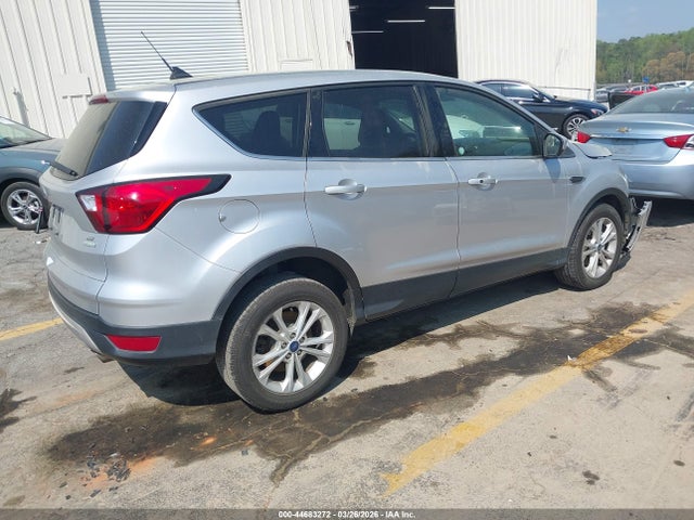 44683272 :رقم المزاد ، 1FMCU0GD7KUC27543 vin ، 2019 Ford Escape Se مزاد بيع