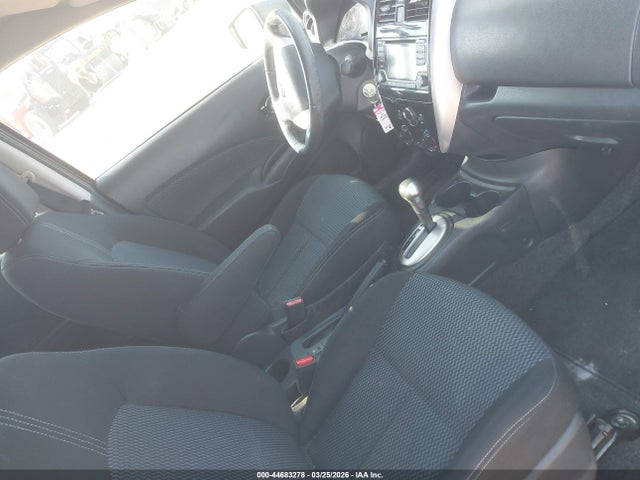 2016 Nissan Versa Note Sv მანქანა იყიდება აუქციონზე, vin: 3N1CE2CP6GL386586, აუქციონის ნომერი: 44683278