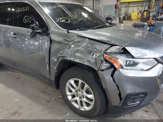 1GNERFKWXKJ237440 Chevrolet Traverse Ls