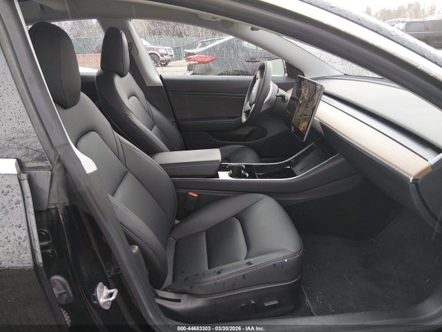 Продаж на аукціоні авто 2019 Tesla Model 3 Long Range/performance, vin: 5YJ3E1EB5KF530161, номер лоту: 44683303
