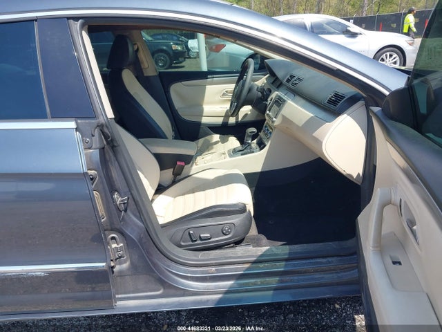 44683331 :رقم المزاد ، WVWMN7AN3AE535642 vin ، 2010 Volkswagen Cc Sport مزاد بيع