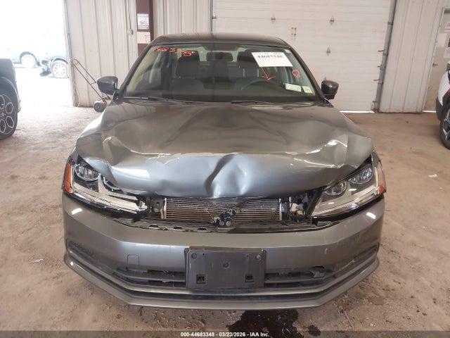 Продажа на аукционе авто 2017 Volkswagen Jetta 1.4t S, vin: 3VW2B7AJ7HM373013, номер лота: 44683348