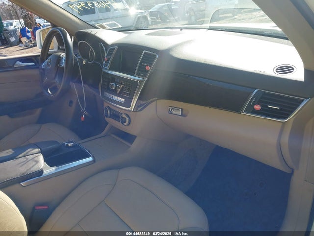 44683349 :رقم المزاد ، 4JGDA5HB0FA609850 vin ، 2015 Mercedes-benz Ml 350 4matic مزاد بيع