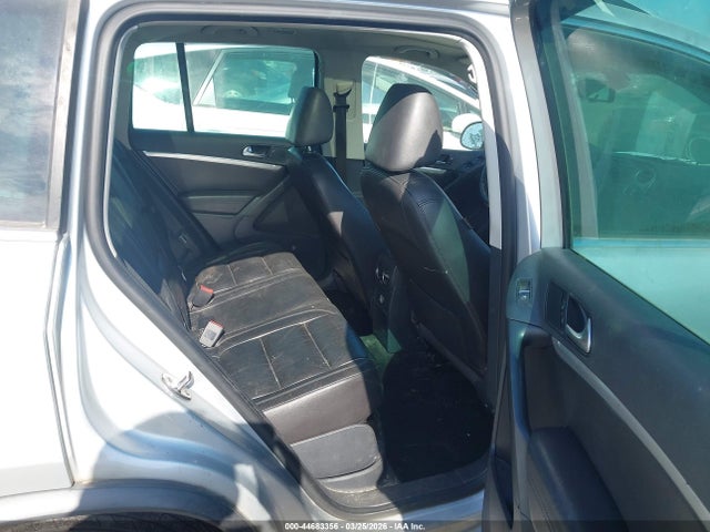 2012 VOLKSWAGEN TIGUAN WVGAV7AX4CW540670 Photo 7