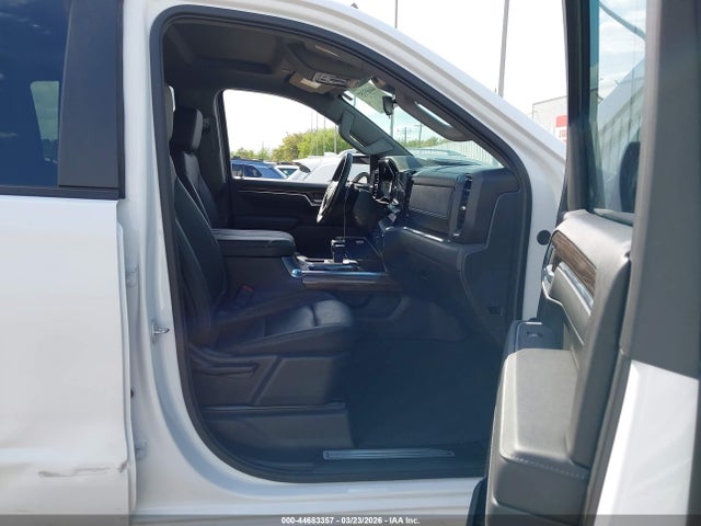 2024 Chevrolet Silverado 1500 2wd  Short Bed Rst მანქანა იყიდება აუქციონზე, vin: 3GCPADE87RG378777, აუქციონის ნომერი: 44683357