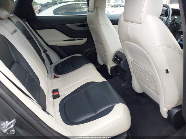 2020 JAGUAR F-PACE SADCM2FV0LA633035 Photo 7