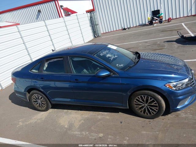 Продажа на аукционе авто 2019 Volkswagen Jetta 1.4t R-line/1.4t S/1.4t Se, vin: 3VWC57BU4KM184637, номер лота: 44683367