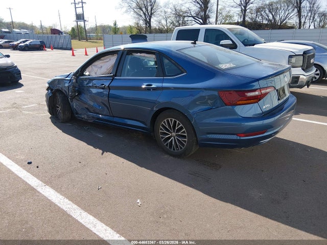Продажа на аукционе авто 2019 Volkswagen Jetta 1.4t R-line/1.4t S/1.4t Se, vin: 3VWC57BU4KM184637, номер лота: 44683367