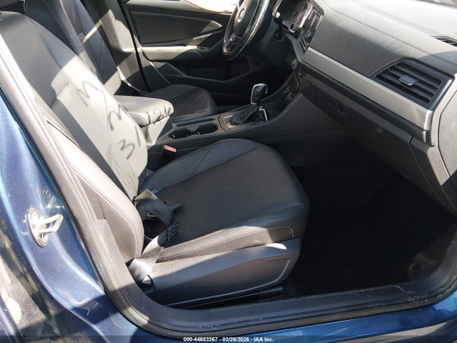 Продажа на аукционе авто 2019 Volkswagen Jetta 1.4t R-line/1.4t S/1.4t Se, vin: 3VWC57BU4KM184637, номер лота: 44683367