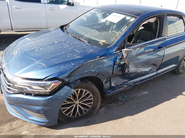 Продажа на аукционе авто 2019 Volkswagen Jetta 1.4t R-line/1.4t S/1.4t Se, vin: 3VWC57BU4KM184637, номер лота: 44683367