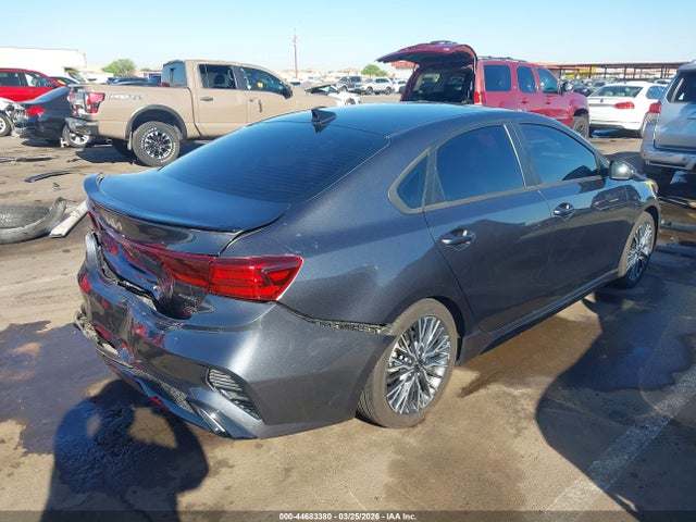 3KPF54AD0PE629683 KIA Forte Gt-line