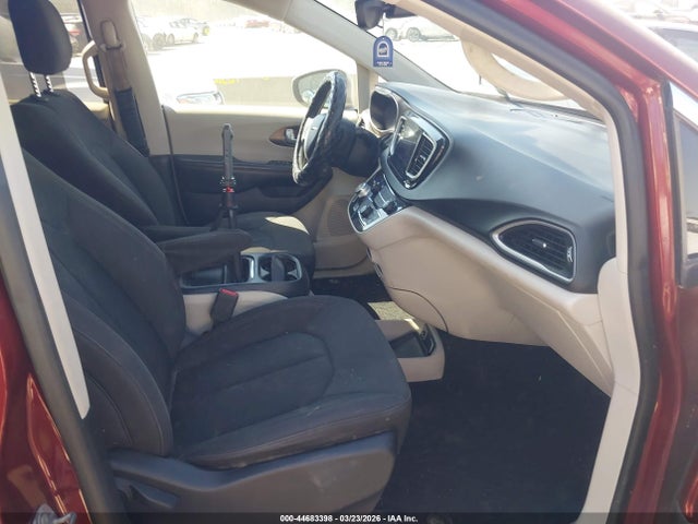 2017 CHRYSLER PACIFICA 2C4RC1BG2HR768451 Photo 4