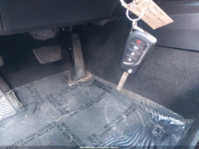 2021 Toyota Camry Le მანქანა იყიდება აუქციონზე, vin: 4T1C11AK8MU426464, აუქციონის ნომერი: 44683408