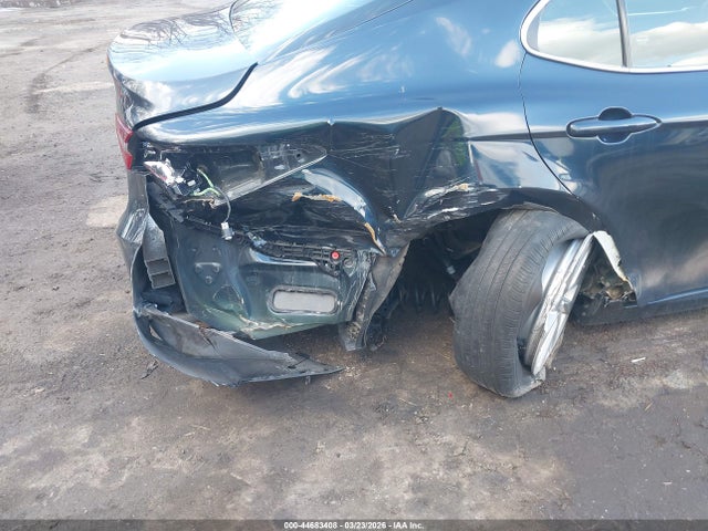 2021 Toyota Camry Le მანქანა იყიდება აუქციონზე, vin: 4T1C11AK8MU426464, აუქციონის ნომერი: 44683408