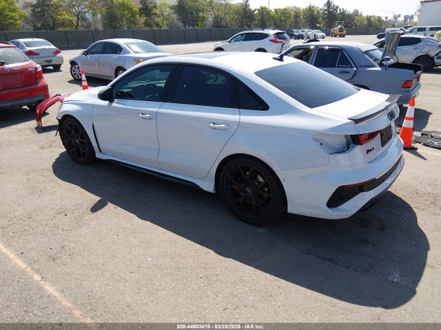 2024 AUDI RS 3 WUAG4DGY4RA900187 Photo 2