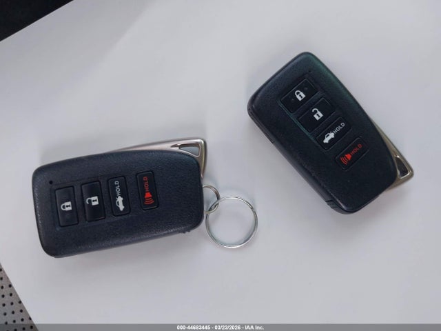 JTHBW1GG1F2095289 Lexus ES 300H
