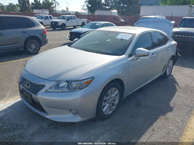 JTHBW1GG1F2095289 Lexus ES 300H