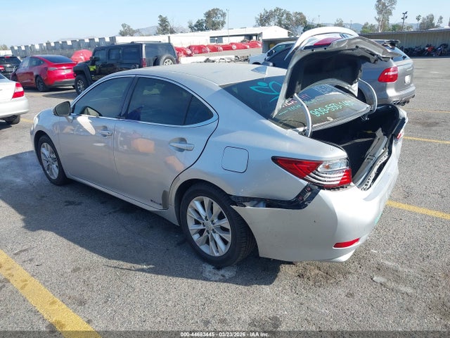 JTHBW1GG1F2095289 Lexus ES 300H