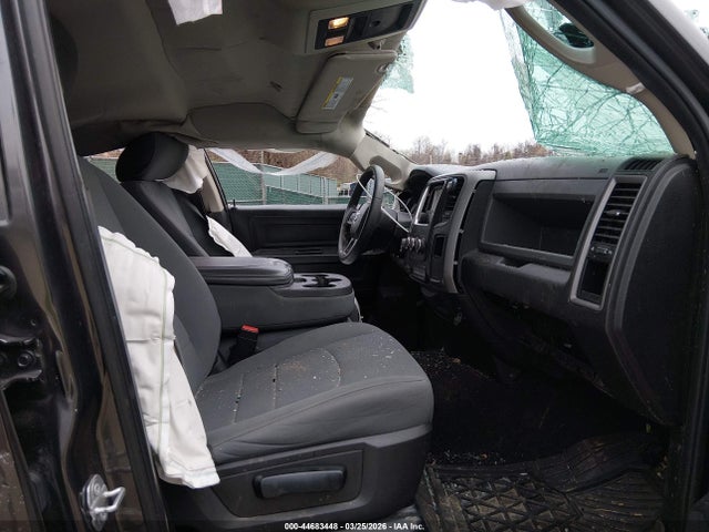 2019 Ram 1500 Classic Express  4x4 6'4 Box მანქანა იყიდება აუქციონზე, vin: 1C6RR7FT8KS517293, აუქციონის ნომერი: 44683448