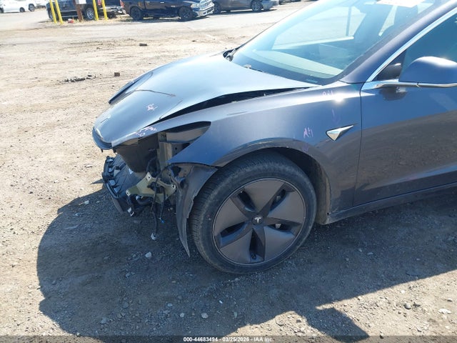 2019 Tesla Model 3 Long Range/mid Range/standard Range/standard Range Plus მანქანა იყიდება აუქციონზე, vin: 5YJ3E1EA9KF308164, აუქციონის ნომერი: 44683494