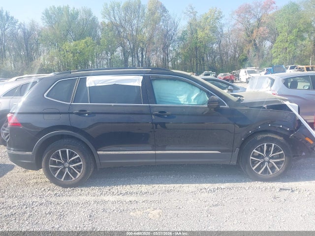 Продаж на аукціоні авто 2020 Volkswagen Tiguan 2.0t Se/2.0t Se R-line Black/2.0t Sel, vin: 3VV2B7AX7LM151637, номер лоту: 44683520