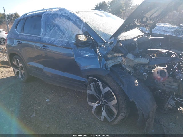 3VV2X7B24NM036825 Volkswagen Taos 1.5t Sel