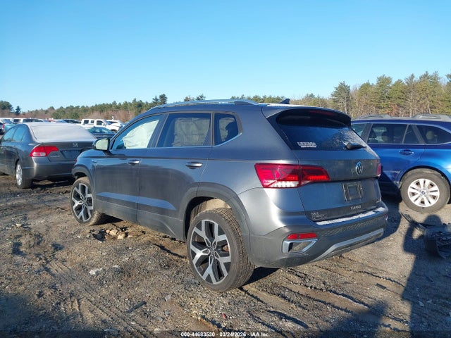 3VV2X7B24NM036825 Volkswagen Taos 1.5t Sel