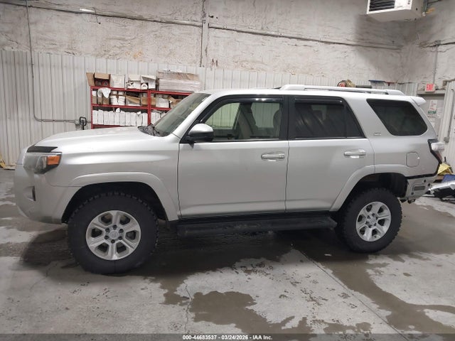 Продаж на аукціоні авто 2017 Toyota 4runner Sr5, vin: JTEBU5JR0H5442875, номер лоту: 44683537