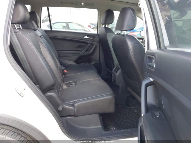 2020 Volkswagen Tiguan 2.0t Se/2.0t Se R-line Black/2.0t Sel მანქანა იყიდება აუქციონზე, vin: 3VV3B7AX3LM176457, აუქციონის ნომერი: 44683539