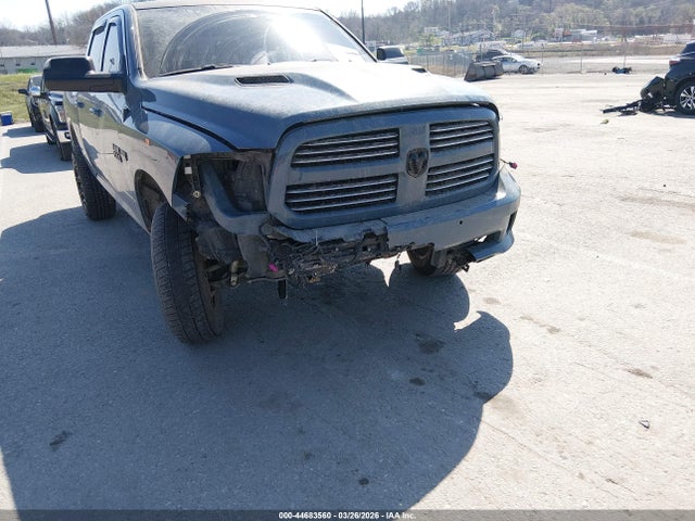44683560 :رقم المزاد ، 1C6RR7MT2FS770909 vin ، 2015 Ram 1500 Sport مزاد بيع