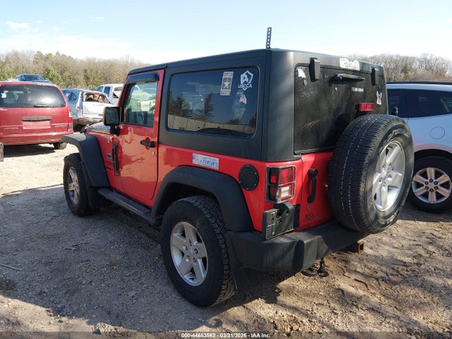 2013 JEEP WRANGLER 1C4AJWAG0DL654985 Photo 2