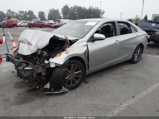 Toyota CAMRY SE 2015 4T1BF1FK2FU012427 Image 2