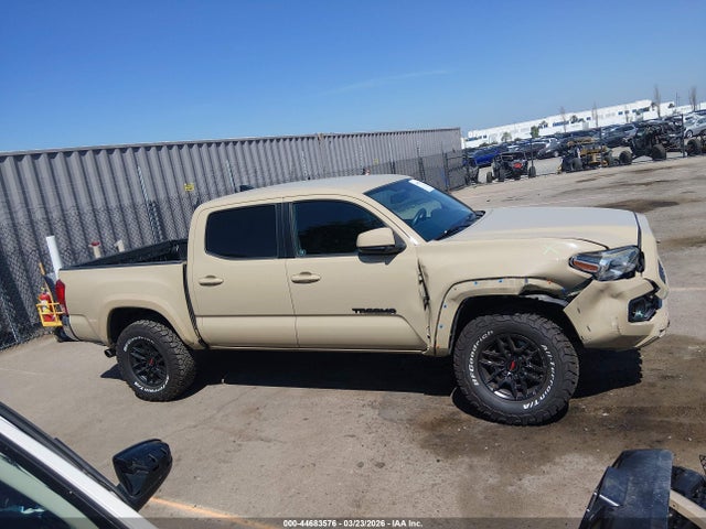 Toyota Tacoma Sr5 V6 2017 3TMCZ5AN7HM093425 Image 14