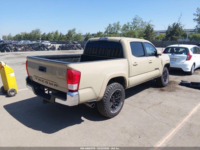 Toyota Tacoma Sr5 V6 2017 3TMCZ5AN7HM093425 Image 4