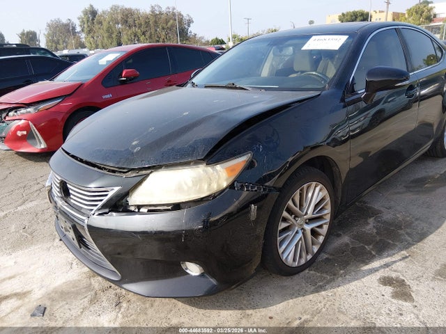 2013 Lexus Es 350 მანქანა იყიდება აუქციონზე, vin: JTHBK1GG4D2039307, აუქციონის ნომერი: 44683592