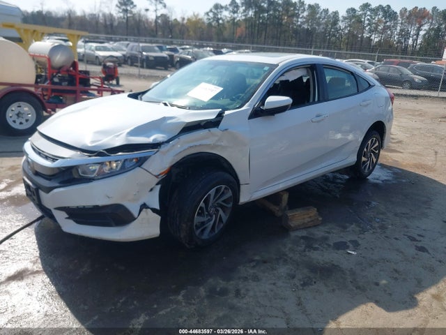 Honda CIVIC EX 2018 2HGFC2F74JH551774 Image 2