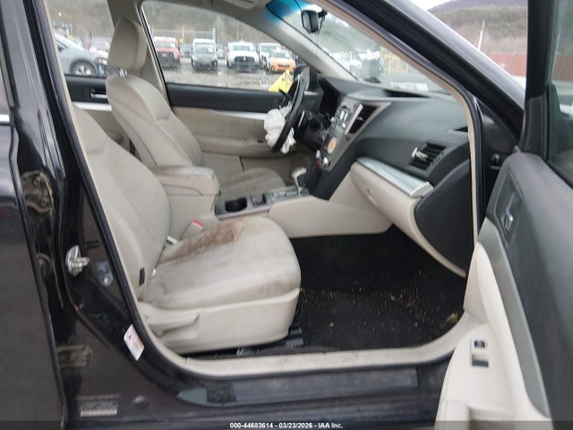 44683614 :رقم المزاد ، 4S3BMBB6XB3250163 vin ، 2011 Subaru Legacy 2.5i Premium مزاد بيع