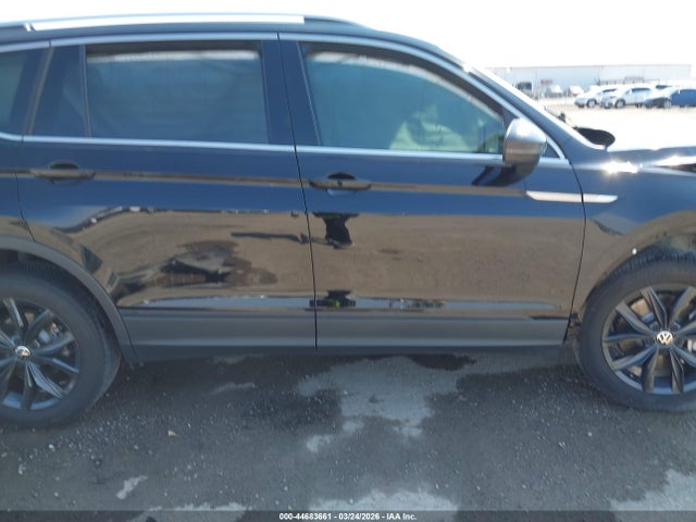 Продажа на аукционе авто 2024 Volkswagen Tiguan 2.0t Se/2.0t Wolfsburg Edition, vin: 3VV3B7AX6RM185047, номер лота: 44683661