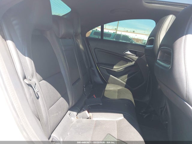 Продаж на аукціоні авто 2015 Mercedes-benz Cla 250, vin: WDDSJ4EB3FN181703, номер лоту: 44683671