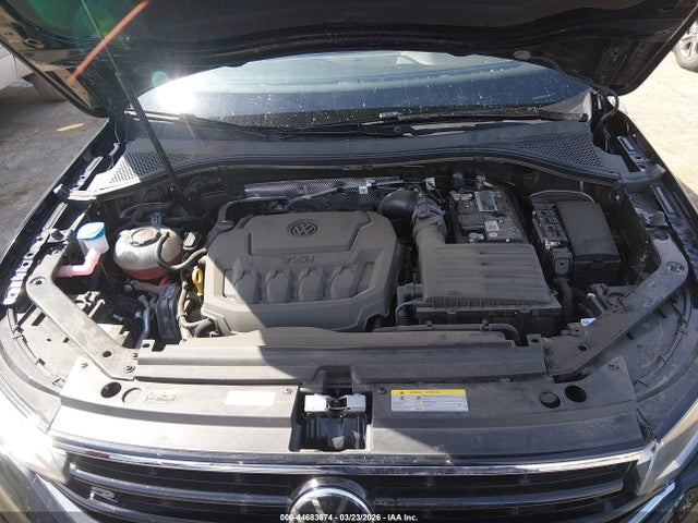 Продаж на аукціоні авто 2023 Volkswagen Tiguan 2.0t Se R-line Black, vin: 3VVCB7AX9PM115491, номер лоту: 44683674