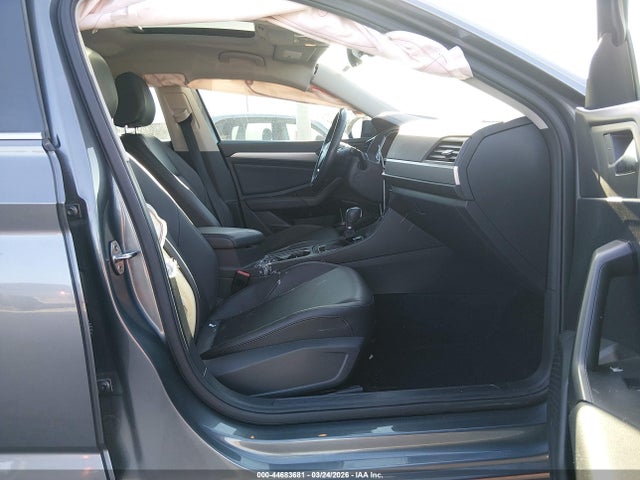 2019 Volkswagen Jetta 1.4t R-line/1.4t S/1.4t Se მანქანა იყიდება აუქციონზე, vin: 3VWC57BU8KM252504, აუქციონის ნომერი: 44683681