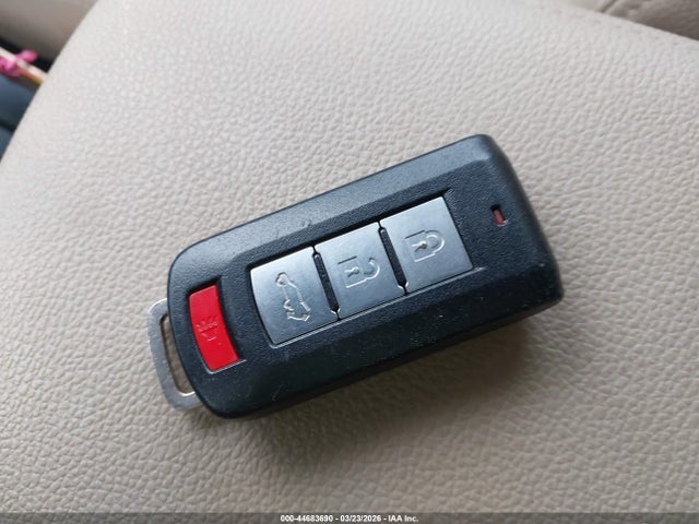 Продаж на аукціоні авто 2014 Mitsubishi Outlander Se, vin: JA4AD3A34EZ001149, номер лоту: 44683690