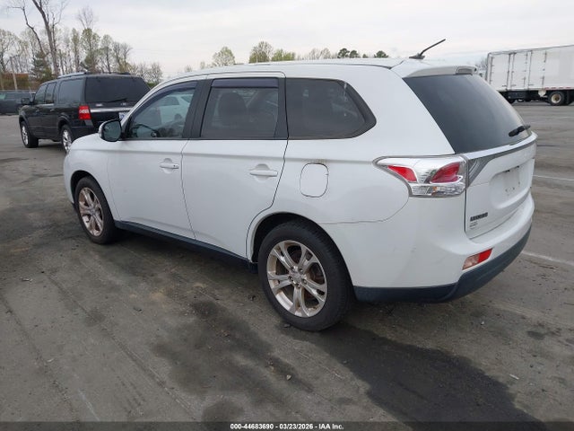Продаж на аукціоні авто 2014 Mitsubishi Outlander Se, vin: JA4AD3A34EZ001149, номер лоту: 44683690