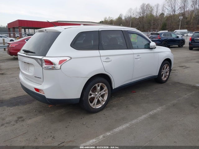 Продаж на аукціоні авто 2014 Mitsubishi Outlander Se, vin: JA4AD3A34EZ001149, номер лоту: 44683690