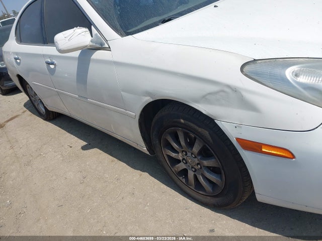 44683699 :رقم المزاد ، JTHBA30G745053953 vin ، 2004 Lexus Es 330 مزاد بيع
