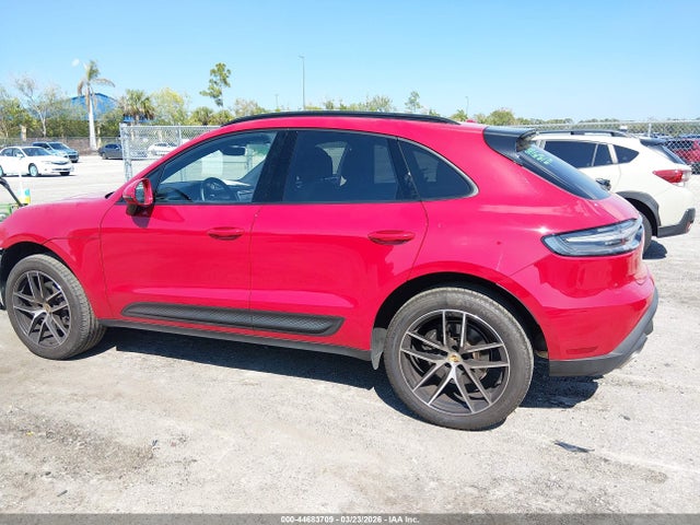 Porsche Macan T 2024 WP1AA2A54RLB11636 Image 15